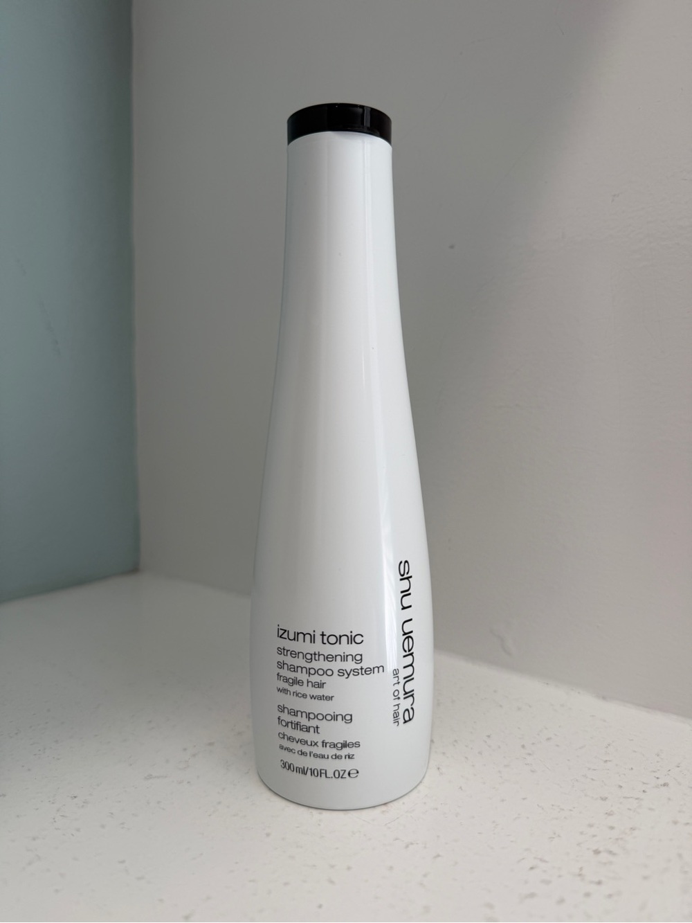 Shu Uemura Izumi Tonic Strengthening Shampoo New- no box, never opened